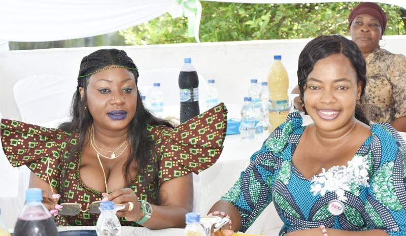 Carine Ouattara Nouho, marraine en compagnie de Aié Michel Blanche, directrice de l'IFEF du Camp Gallieni-Plateau. (Ph: Dr)