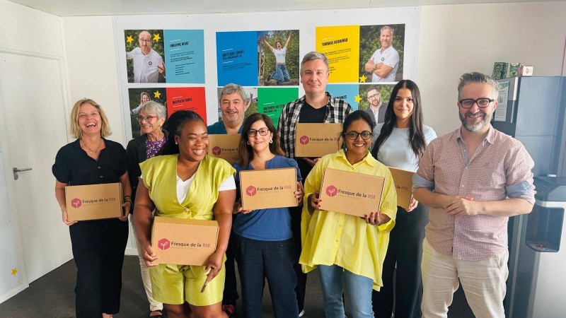 Sensibiliser, agir, transformer. Ce jeudi, la Fresque de la RSE à Abidjan a permis aux acteurs économiques de repenser l’entreprise comme moteur de développement durable.