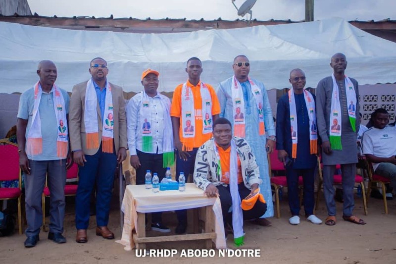 Des responsables du Rhdp à N'dotré (Ph: Dr)