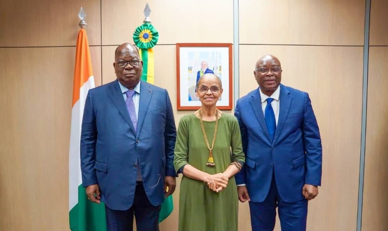 Le ministre des Eaux et Forêts, M. Laurent Tchagba et la ministre brésilienne de l’Environnement, Mme Marina Silva. et S.E.M. Diamoutené Alassane Zié