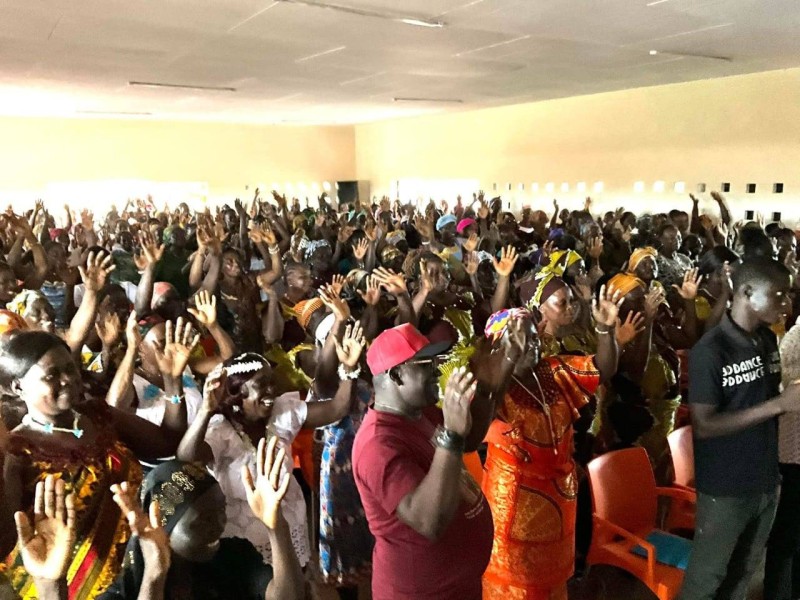 Les femmes ont répondu à l'invitation de leur fils. (Ph: Dr)
