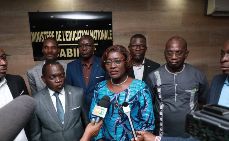 Tensions apaisées dans l’éducation, Mariatou Koné reçoit le soutien de l’intersyndicale