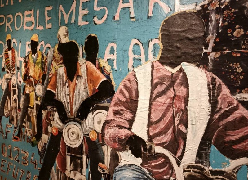 Une pièce de l'artiste Traoré