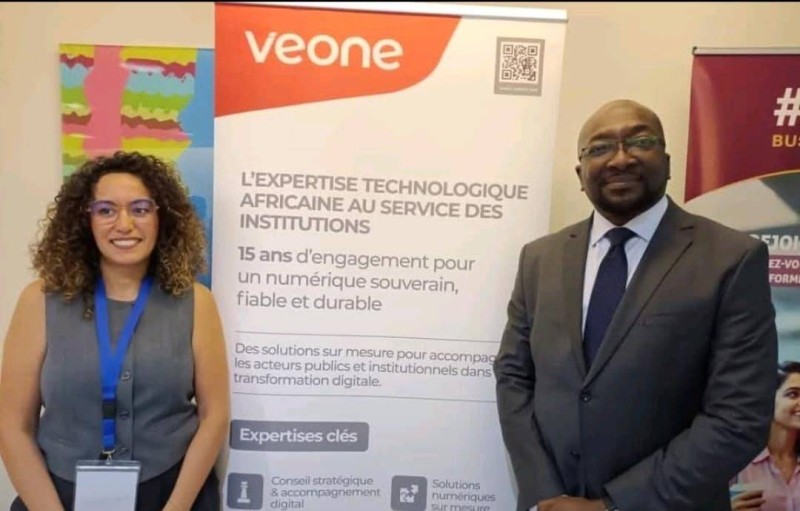 La Regionale Sales Manager de LIFERAY, Mme Wafae ERRAKI (à gauche) et le Pdg de VEONE, Mohamed SOUNKERE (à droite) (Photo Dr)
