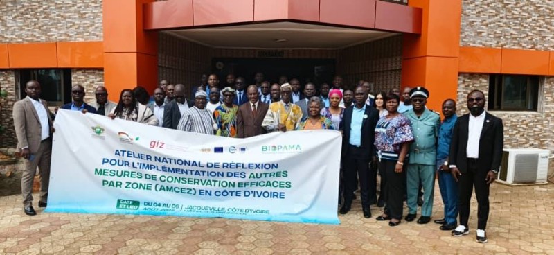 Les parties prenantes à l’atelier national de réflexion sur l’implémentation des autres mesures de conservation efficaces par zone(Dr)