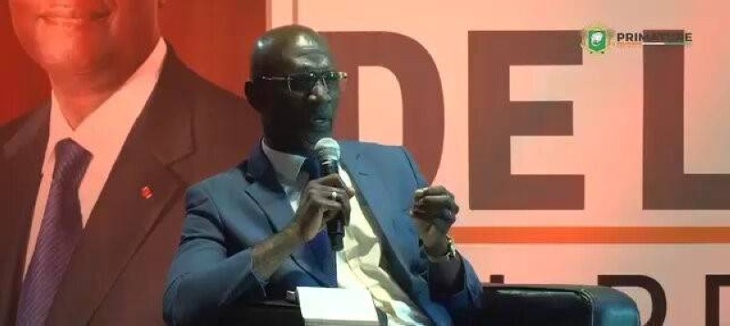 Professeur Simplice Dion