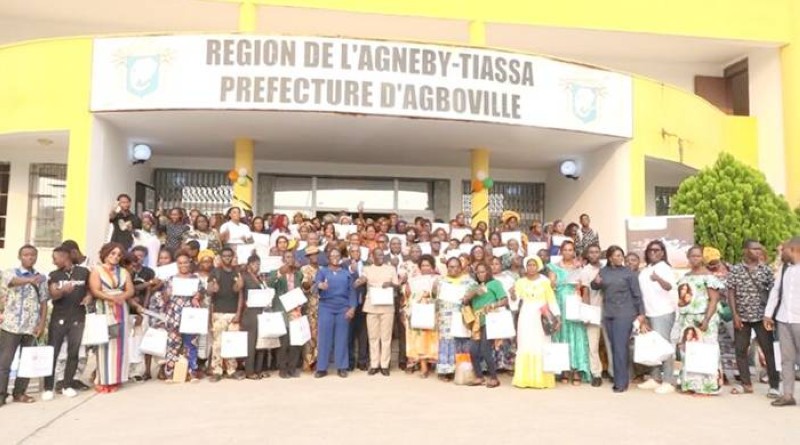 La cérémonie de remise des attestations de fin de formation s'est déroulée dans une belle ambiance. (Ph: Dr)
