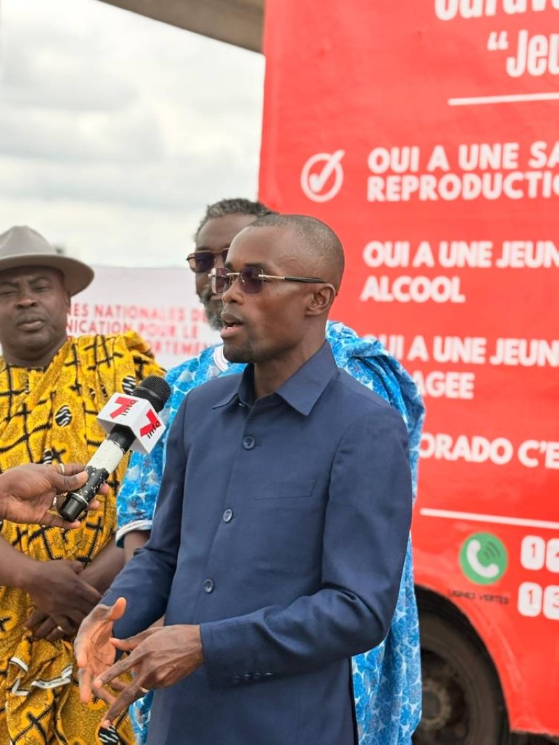 Le ministère de la Promotion de la Jeunesse, de l'Insertion Professionnelle et du Service Civique, par le biais de son représentant et Directeur de la protection de la jeune, Arsène Okobé, a expliqué les objectifs de cette activité.(DR)