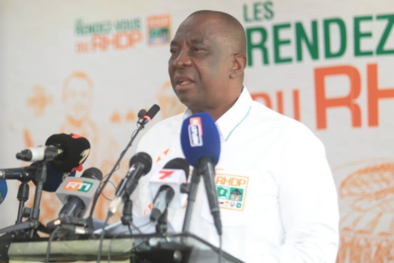 Kobenan Kouassi Adjoumani, porte-parole principal du Rhdp, a déclaré que son parti a déjà bouclé le parrainage de leur candidat, Alassane Ouattara, à l'élection présidentielle. (Ph: Dr)