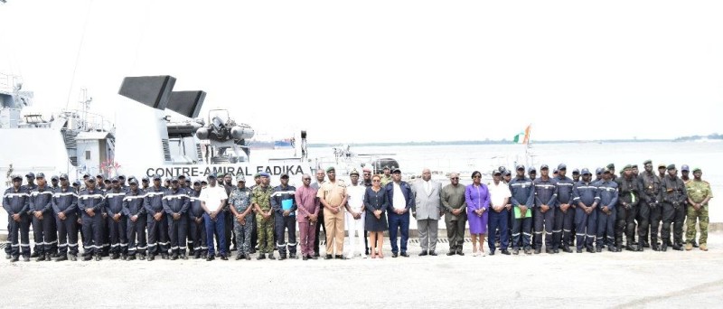 Les marins ivoiriens prêts à hisser haut le pavillon national dans le golfe de Guinée.