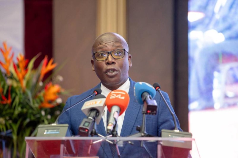 Le directeur de cabinet , Raymond Laurent Assoua a souligné l'importance de l'atelier organisé à Abidjan sur le Service Universel. (DR)