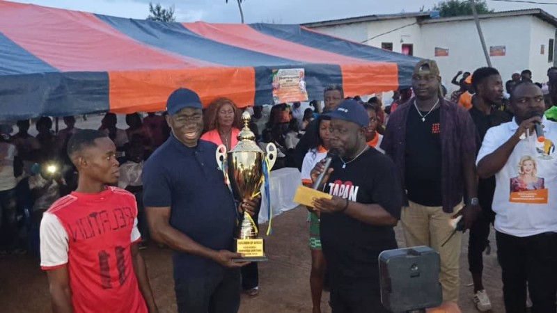 Le tournoi de Maracana doté du trophée Dominique Ouattara est désormais une tradition à Zouatta 1. (Ph: Dr)
