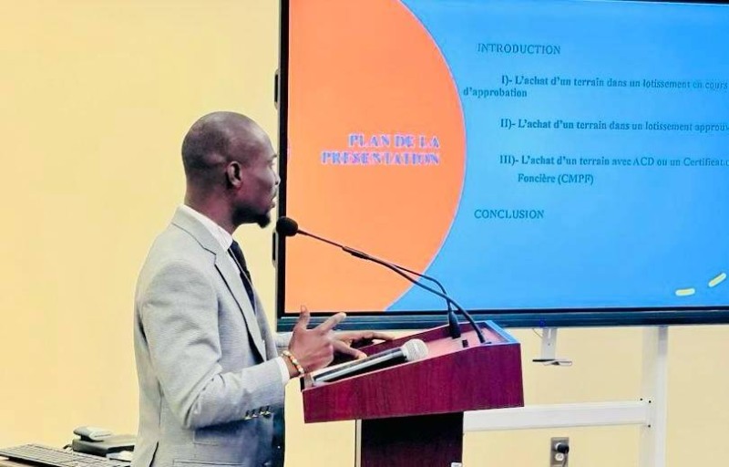 Allou Boigny Nobel, magistrat spécialisé et auteur de Achetez un terrain en toute sécurité en Côte d’Ivoire.