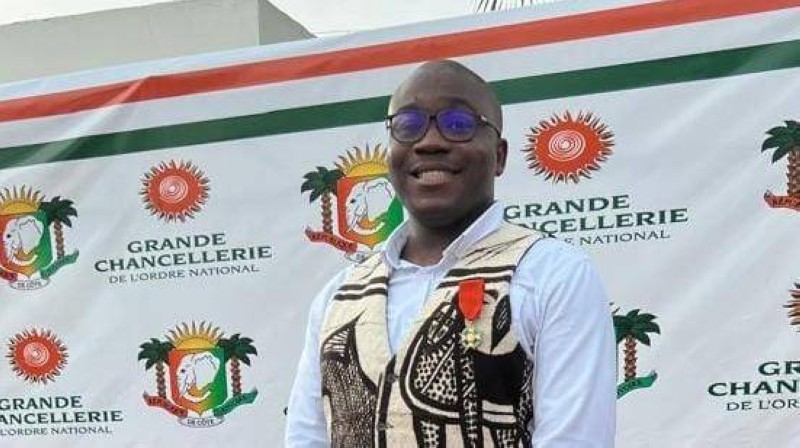 Axel Emmanuel Gbaou a été fait Chevalier dans l’Ordre national par la Grande Chancellerie. (Ph: Dr)