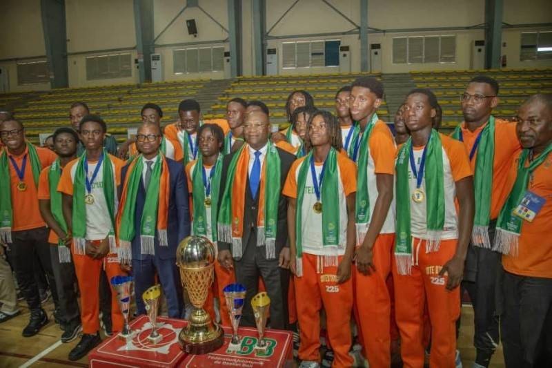 Les jeunes Éléphants savourent leur victoire
