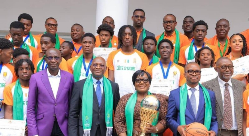 La Côte d'Ivoire honore ses héros