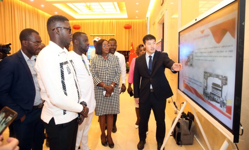 L'exposition photo a permis de revivre la lutte acharnée du peuple chinois contre l'invasion étrangère de son territoire. (Ph: Sébastien Kouassi)