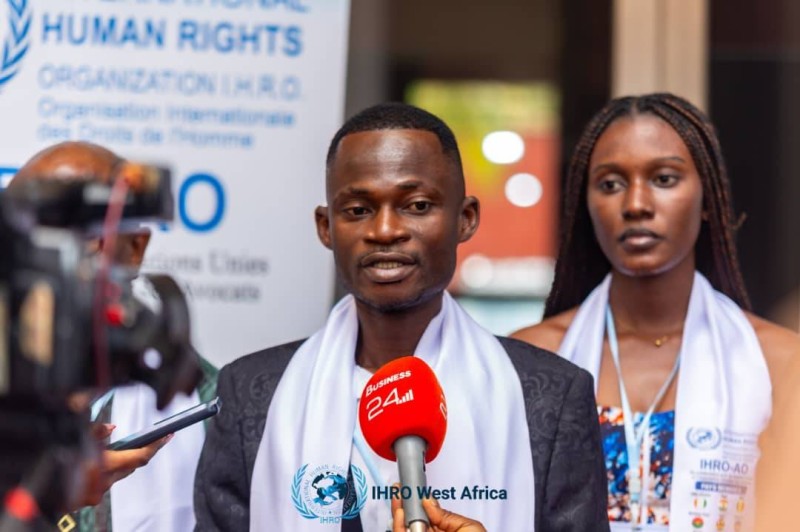 Sem. Dongui Kouakou Salia, ambassadeur honoraire itinérant et directeur régional des huit pays d'Afrique de l'ouest de l'Organisation internationale des droits de l'homme.