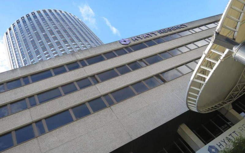 Son corps a été retrouvé ce mardi « à l’aplomb de l’hôtel Hyatt » de la porte Maillot (XVIIe), selon le parquet de Paris (LP/Eric Le Mitouard)