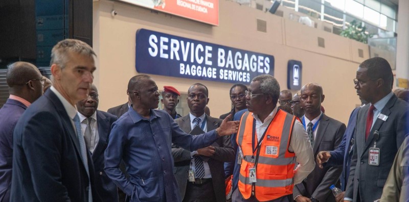 Amadou Koné et sa délégation ont pu s’imprégner des rénovations effectuées. (Photo. Dr)