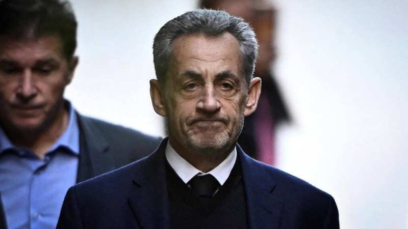  La prison, «c'est dur, c'est très dur, ça l'est certainement pour tout détenu, je dirais même que c'est éreintant», a déclaré l'ancien président Nicolas Sarkozy (photo), ce 10 novembre. AFP - JULIEN DE ROSA 