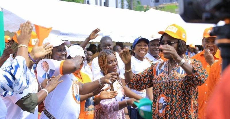 La Ministre Mariatou Koné félicite l’Union des Enseignants RHDP pour leur engagement durant la présidentielle.