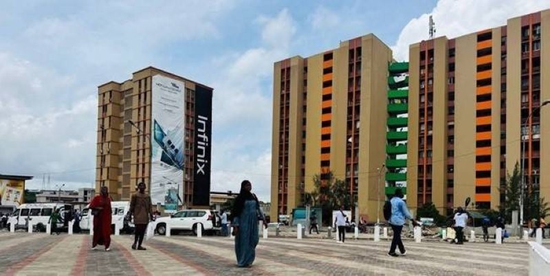 Le nouveau visage des 220 logements, fruit d’une action conjointe du District et de la mairie d’Adjamé.