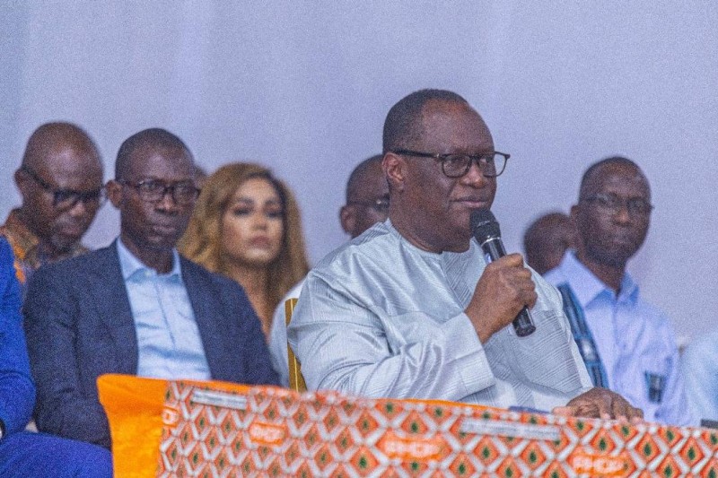 Tête de liste Téné Birahima Ouattara parle au nom de ses pairs à la communauté musulmane (Dr)