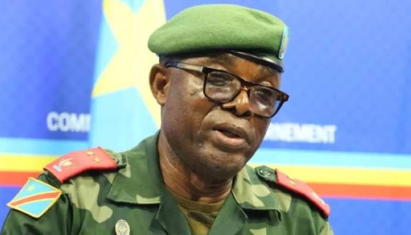 Sylvain Ekenge, porte-parole de l’armée congolaise, lors d'une conférence de presse, à Kinshasa, en République démocratique du Congo, le 5 novembre 2022. © Pascal Mulegwa/RFI 