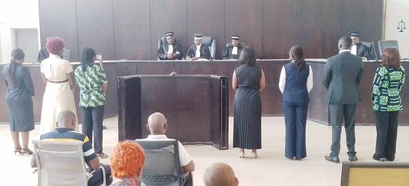 Les sept agents lors de leur prestation de serment devant le Tribunal de première instance de San Pedro. (Ph: Dr)