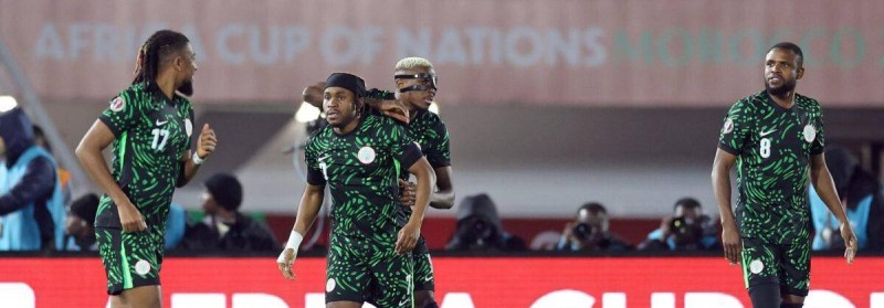 Le Nigeria explose le Mozambique