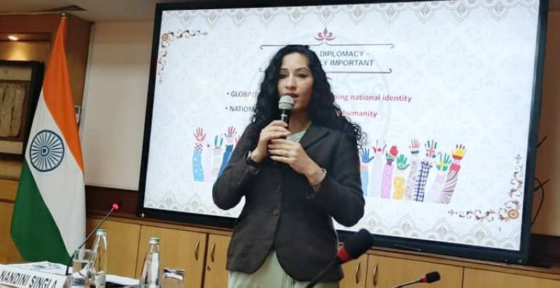 La directrice générale du Conseil indien des relations culturelles, Nandini Singla, a présenté l’écosystème médiatique en Inde. (Ph: Dr)