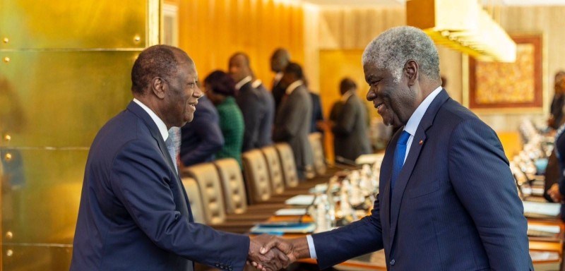 Le Président Ouattara et son premier ministre Beugré Mmabé