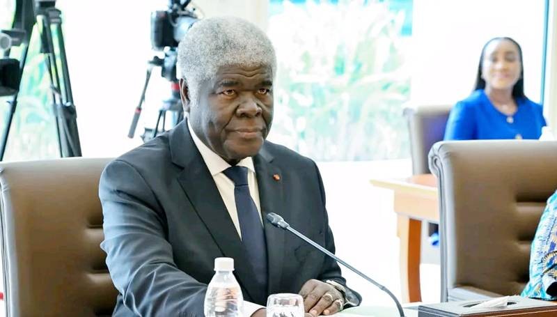 Le Premier ministre Robert Beugré Mambé.