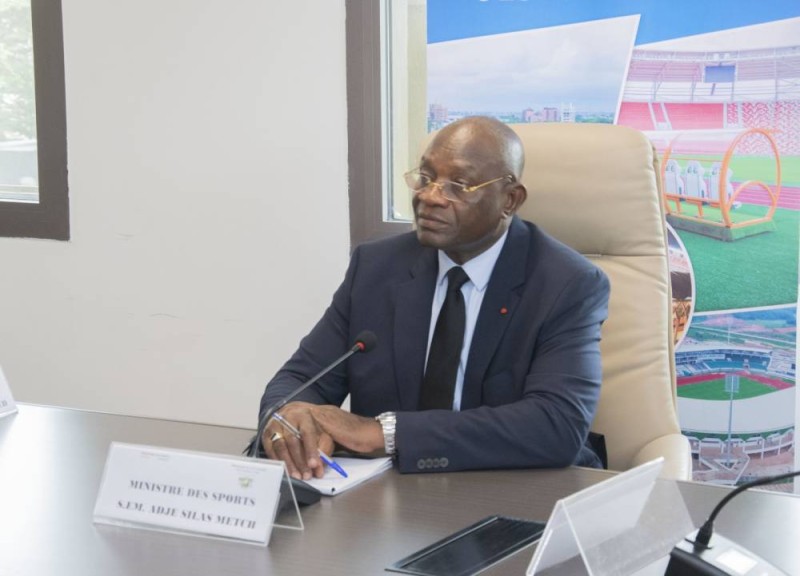 Le Ministre Adjé Silas Metch