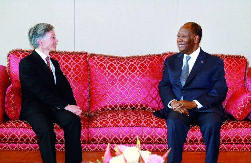 Le Président Alassane Ouattara a échangé avec le Dga du Fmi, Kenji Okamura. (Ph: Honoré Bosson)