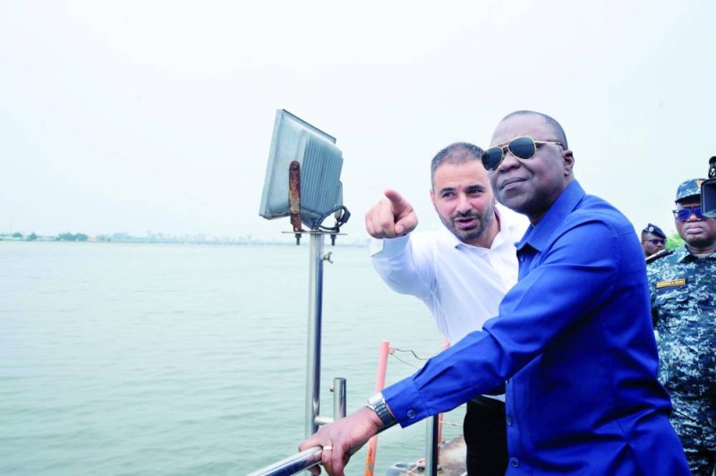 Amadou Koné a échangé avec les parties prenantes de l’écosystème de la pose des plaques d’immatriculation. (Ph: Dr)