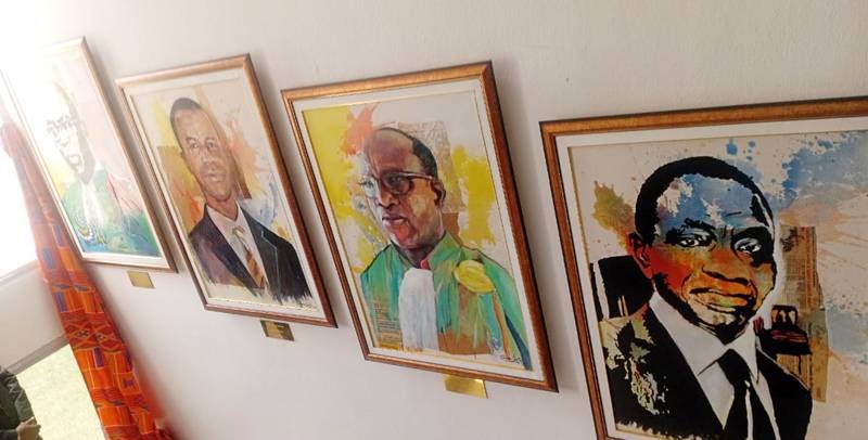 Une vue de portraits d'anciens directeurs généraux de l'ISTC-Polytechnique. (Ph: E. N'GUESSAN) 
