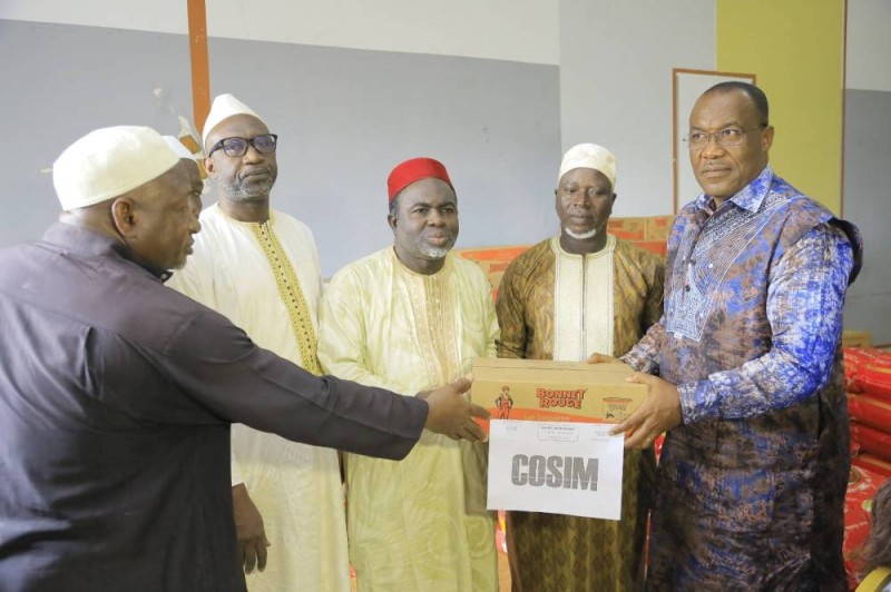 Au nom du Cosim, l’imam Cissoko a exprimé sa gratitude au Conseil municipal pour cette marque d’attention. (Ph: Dr)