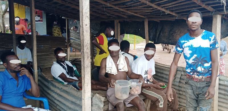 Il est temps que l’État et les organisations de lutte accentuent la sensibilisation des jeunes dans les villages. (Ph: Dr)