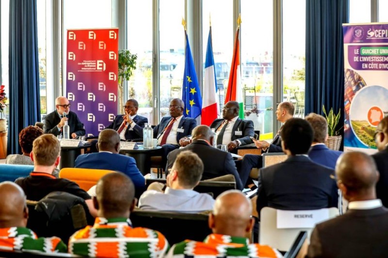 Notons qu’outre le ministre Bruno Nabagné Koné, le ministre des Eaux et Forêts, Jacques Assahoré Konan et le ministre délégué chargé des Productions vivrières, Bernard Comoé ont pris part à cette séance de travail avec le Medef International.(Ph:DR)