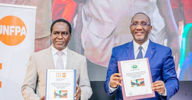 La convention a été signée par Souleymane Diarrassouba, ministre du Plan et du Développement, et Saïbou Kaboré, représentant résident de l’Unfpa. (Ph: Dr)