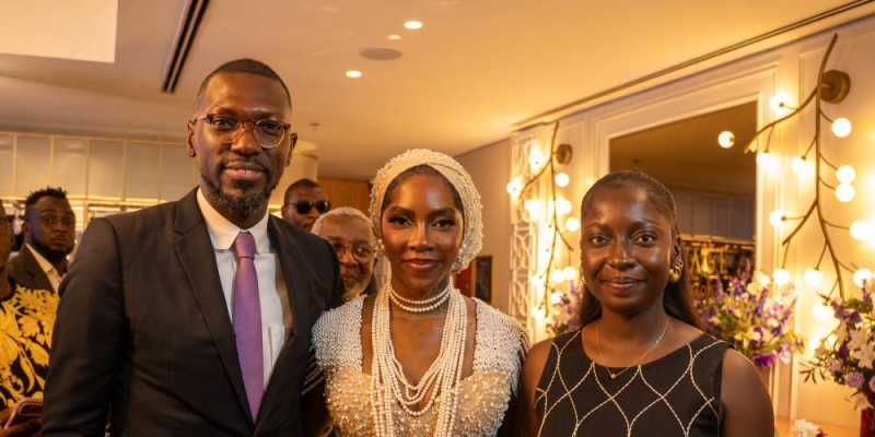 De gauche à droite : Olugbenga « GB » Agboola, fondateur et PDG de Flutterwave ; Tiwa Savage, fondatrice de la Tiwa Savage Music Foundation ; et Yewande Akomolafe-Kalu, responsable du marketing de Flutterwave, lors du lancement inaugural de la Tiwa Savage Music Foundation.