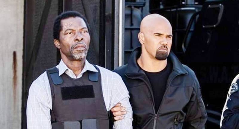 Isaach de Bankolé dans la série Swat