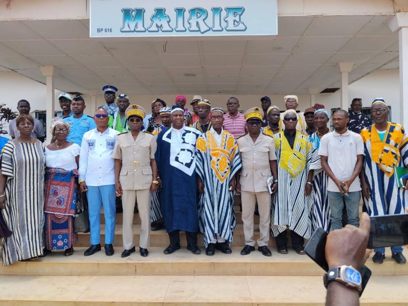 Les autorités administratives et coutumières de Danané ont apporté leur soutien au Manon Festival 9.