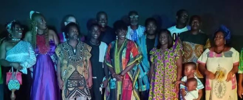 Une soirée culturelle réussie, marquée par la transmission des valeurs à travers la parole vivante.