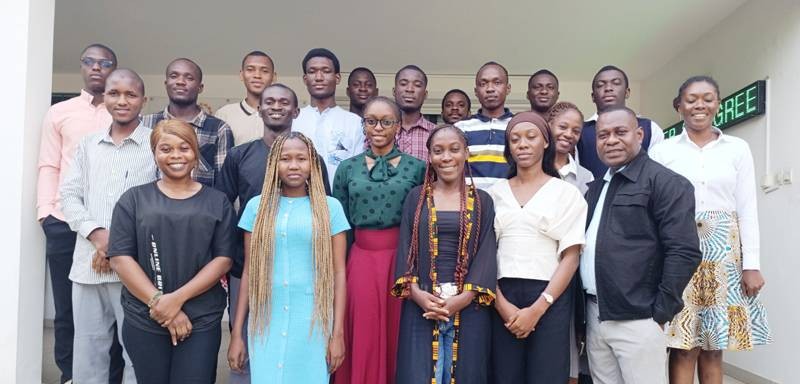 Ces jeunes ingénieurs et techniciens contribueront à renforcer le capital humain des entreprises qui les reçoivent. (Ph: Dr)
