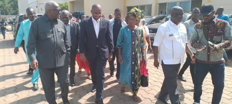 Le ministre Sidi Touré est descendu sur le terrain pour s'imprégner des réalités (DR)