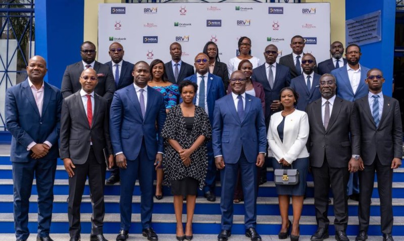 Responsables de NSIA Banque CI et partenaires financiers réunis autour d’une opération innovante au service de l’économie réelle.