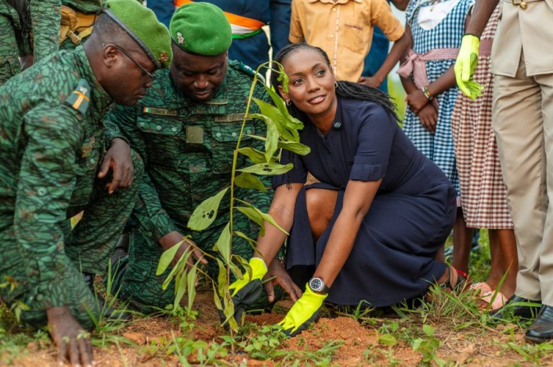 Un planting d'arbres a été organisé. (Ph: Dr)